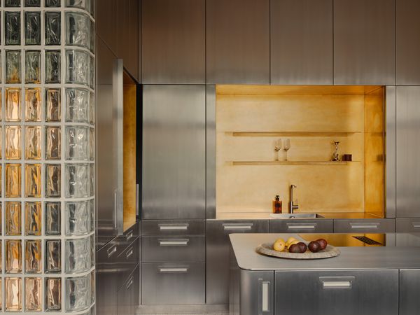 They Channeled the Oontz Oontz of One of Berlin’s Most Famous Nightclubs Into an Apartment