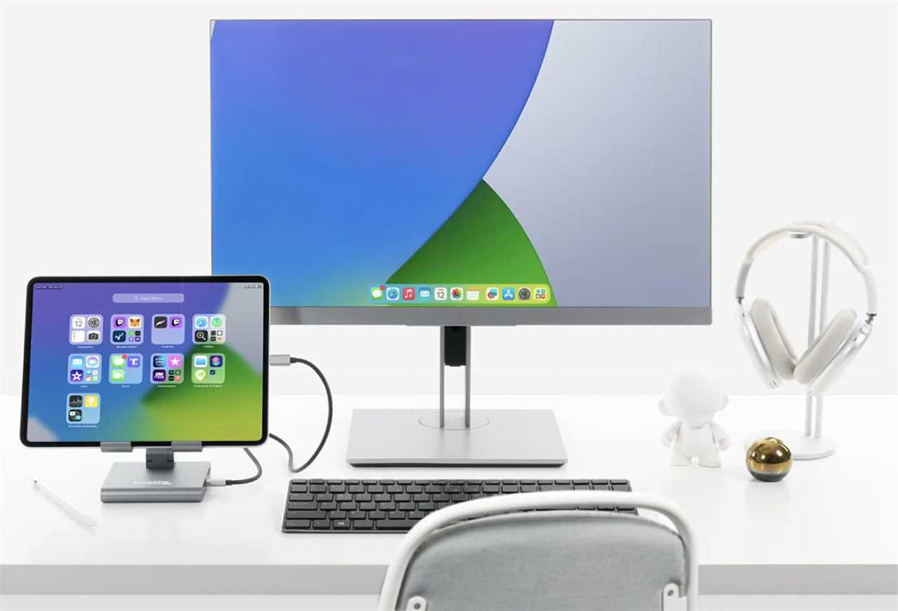 Plugable USB-C Docking Station (UDS-7IN1) – Best budget stand/dock for iPad