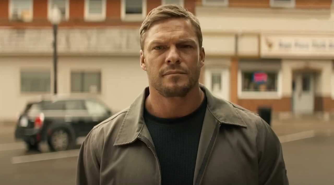 Woke Hollywood Star and Trump-Hating Actor Alan Ritchson Beats Neighbor in Front of CHILDREN