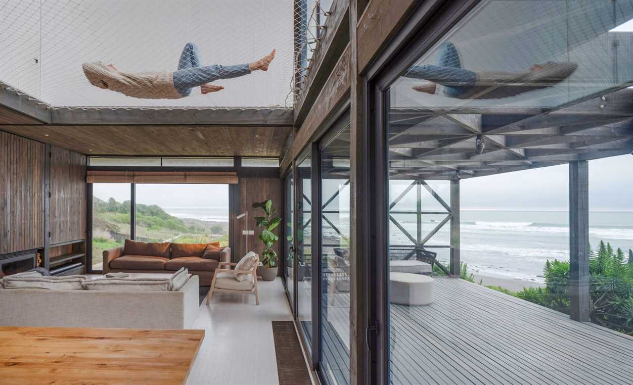 Even the Loft-Level Netting Has Water Views at This Chilean Beach House