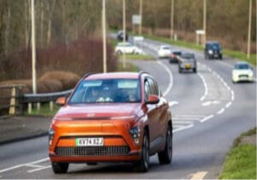 New car sales hit 20-year high as electric vehicle share shrinks