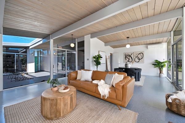 For $1.3M, You Can Scoop Up a Mint-Condition Bay Area Eichler