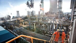 Ineos losses widen to $593m as Ratcliffe halts dividend amid energy turmoil