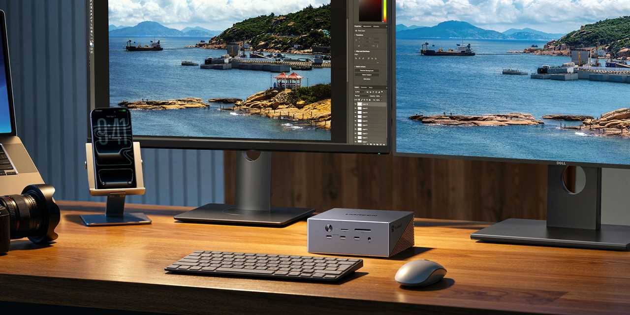 Ugreen Maxidok 17 in 1 Thunderbolt 5 Dock dual screens