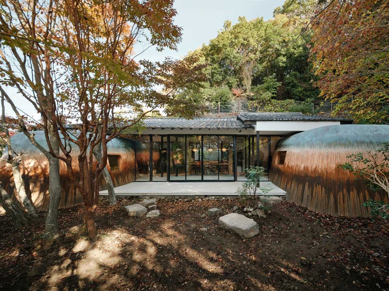 The Clay Domes Anchoring This Japanese Home Are Basically a Life-Size Ceramics Project