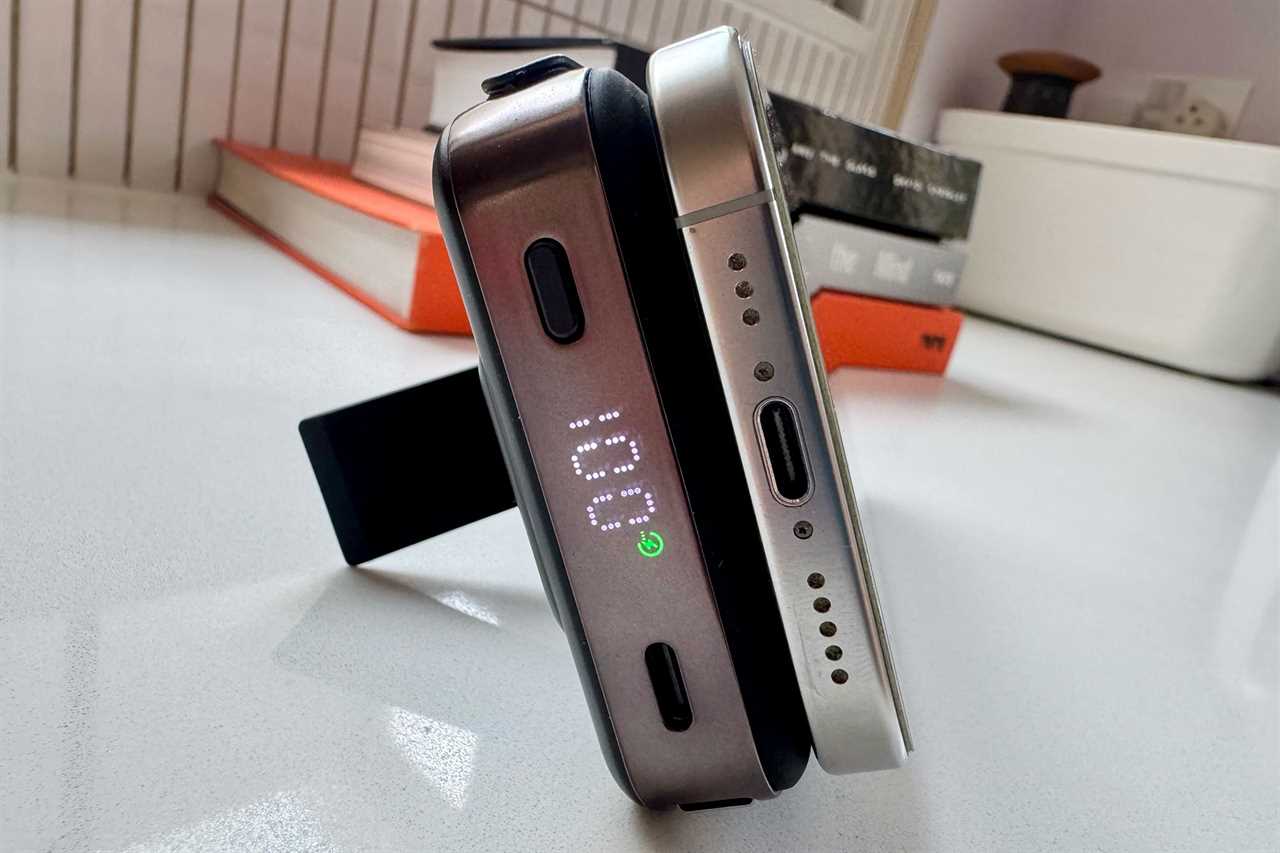 Kuxiu S3 25W 10K Solid-State Power Bank – Fast 25W wireless battery pack that has it all