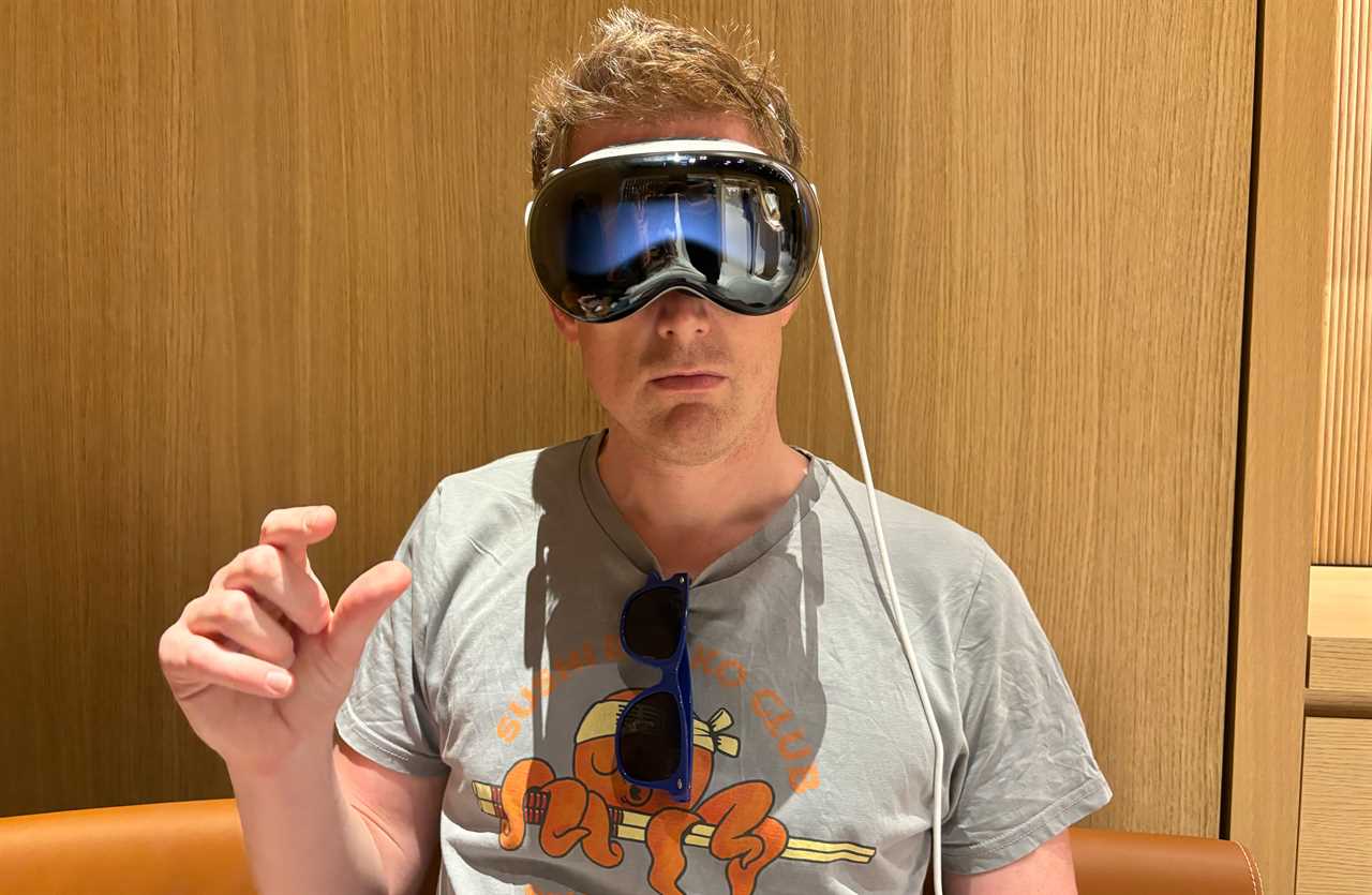 Vision Pro hands-on demo