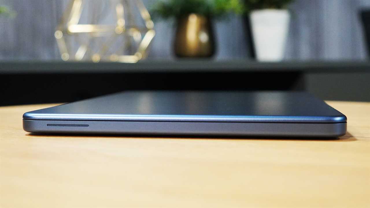 macbook neo 2026 indigo review 3