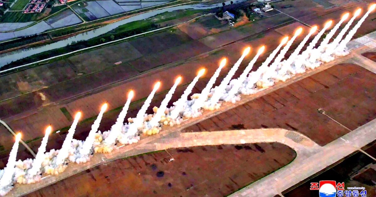 For the Second Consecutive Day, North Korea’s ‘Rocket Man’ Kim Jong Un Fires Multiple Short-Range Ballistic Missiles Into the East Sea  (VIDEOS)