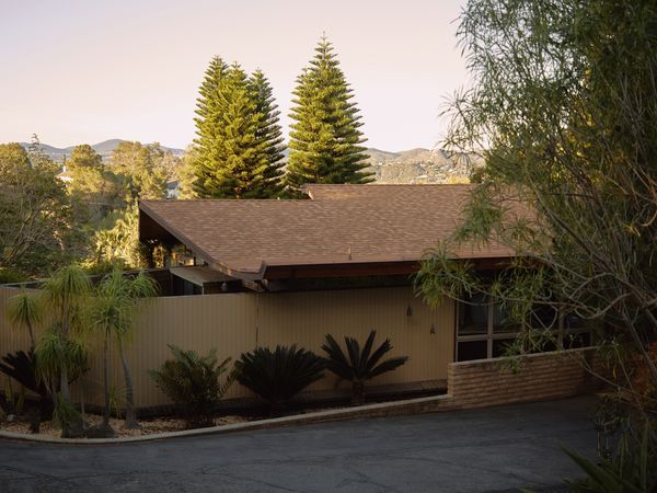 Nick loved the home’s swooping butterfly roof, an element of several of Walter S. White’s homes.