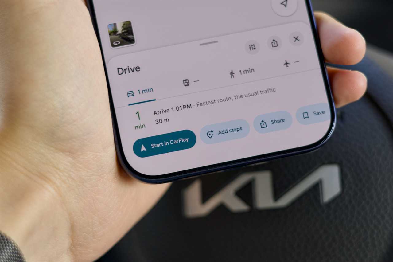 Apple CarPlay navigation