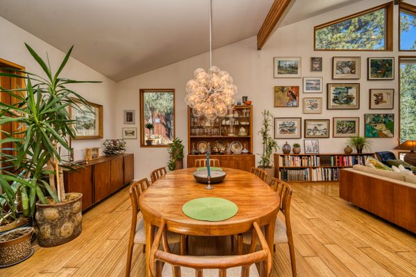 The Mountain Home of a Ceramicist Seeks $629K in Southern California
