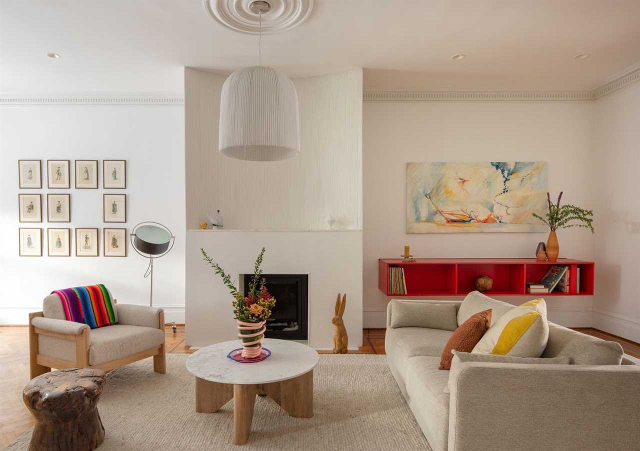 Before & After: Just Wait for the Juicy Pool Tile Covering a Bathroom in This Brooklyn Brownstone