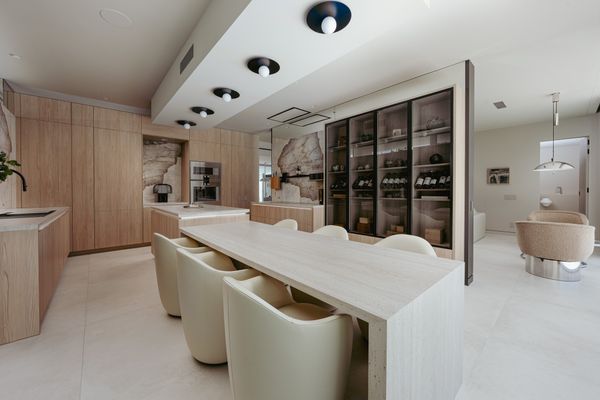 In Palm Springs, a $2.2M Midcentury Wraps Around a Courtyard Pool