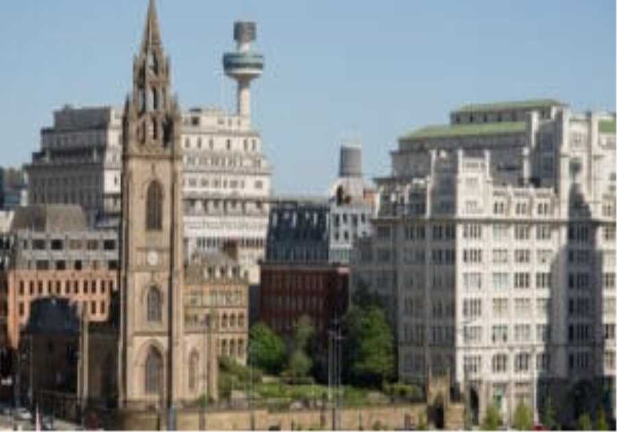 UK business investment lags G7 rivals as energy costs bite