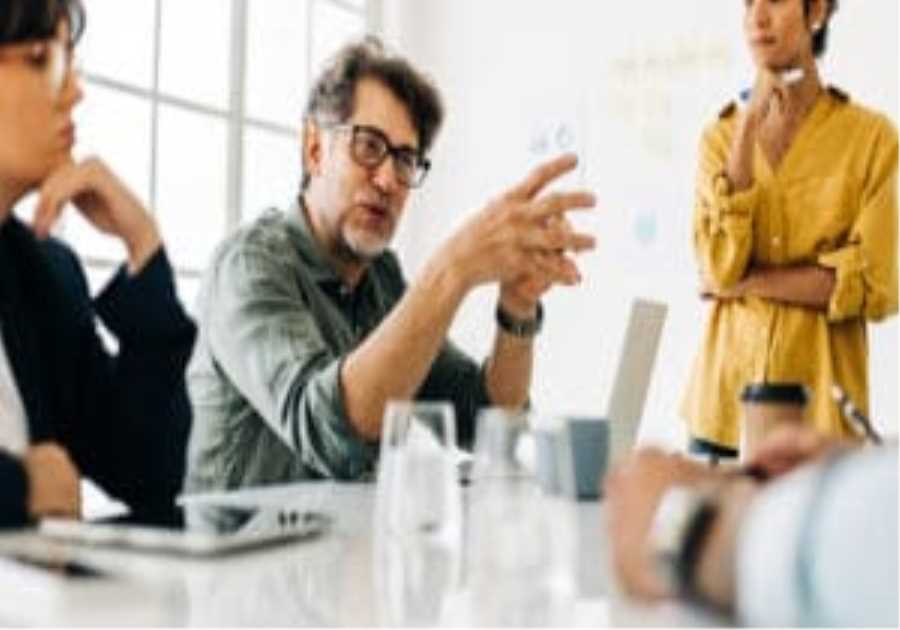 How resilient leaders help their teams thrive through change