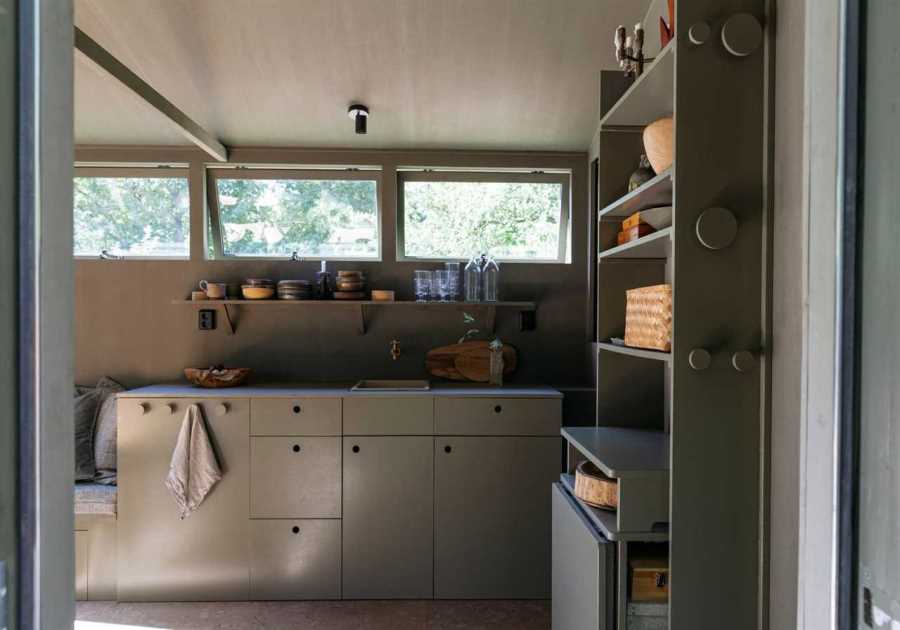 Seven People Can Sleep in This 200-Square-Foot Tiny Home