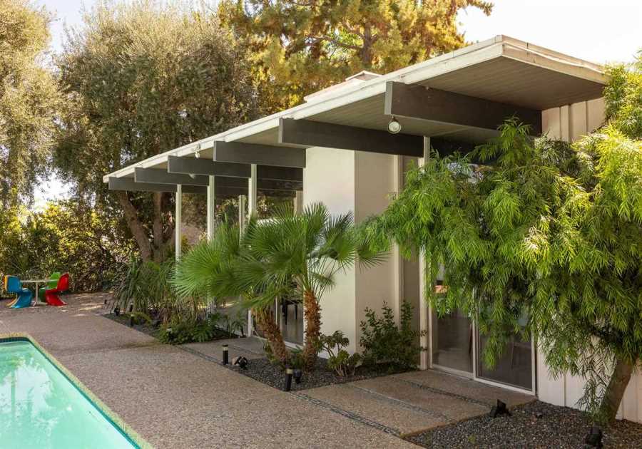 For $10K a Month, You Can Rent a Midcentury Time Capsule in L.A.