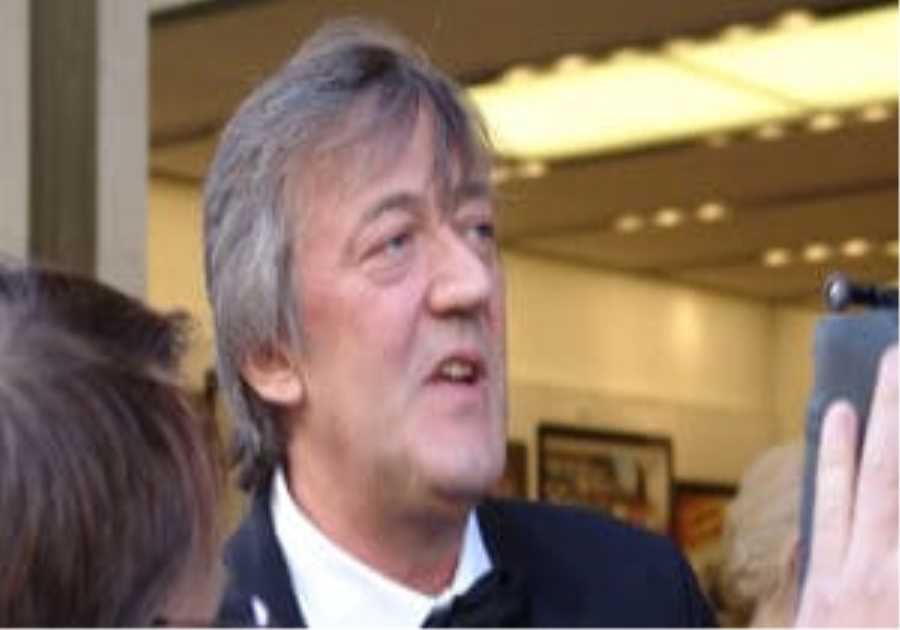 Stephen Fry’s £100,000 lawsuit against tech conference puts events industry liability under the spotlight