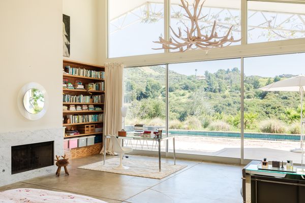 Overlooking Topanga Canyon, This $3M Barbara Bestor Home Just Listed for the First Time