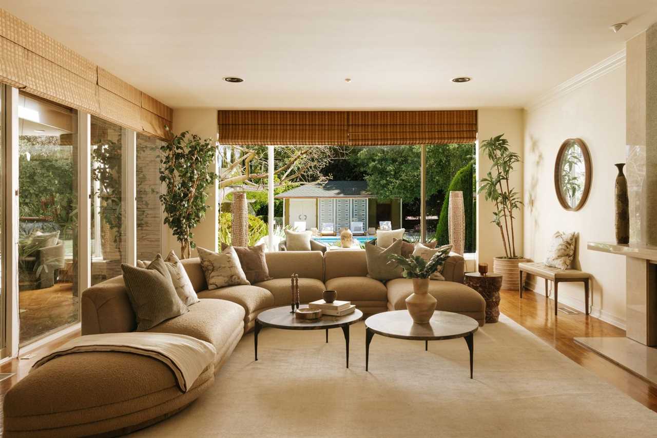 Guitarist Steve Vai’s $11.7M Encino Home Comes With—What Else—a Music Studio