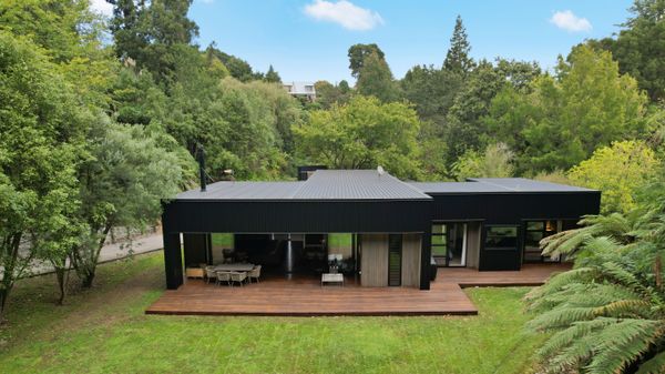 This New Zealand Residence Was Designed to Immerse Its Residents in Birdsong