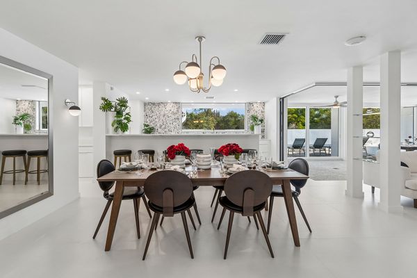 An Archetypal Sarasota School Home Nestled in Siesta Key Asks $3.3M