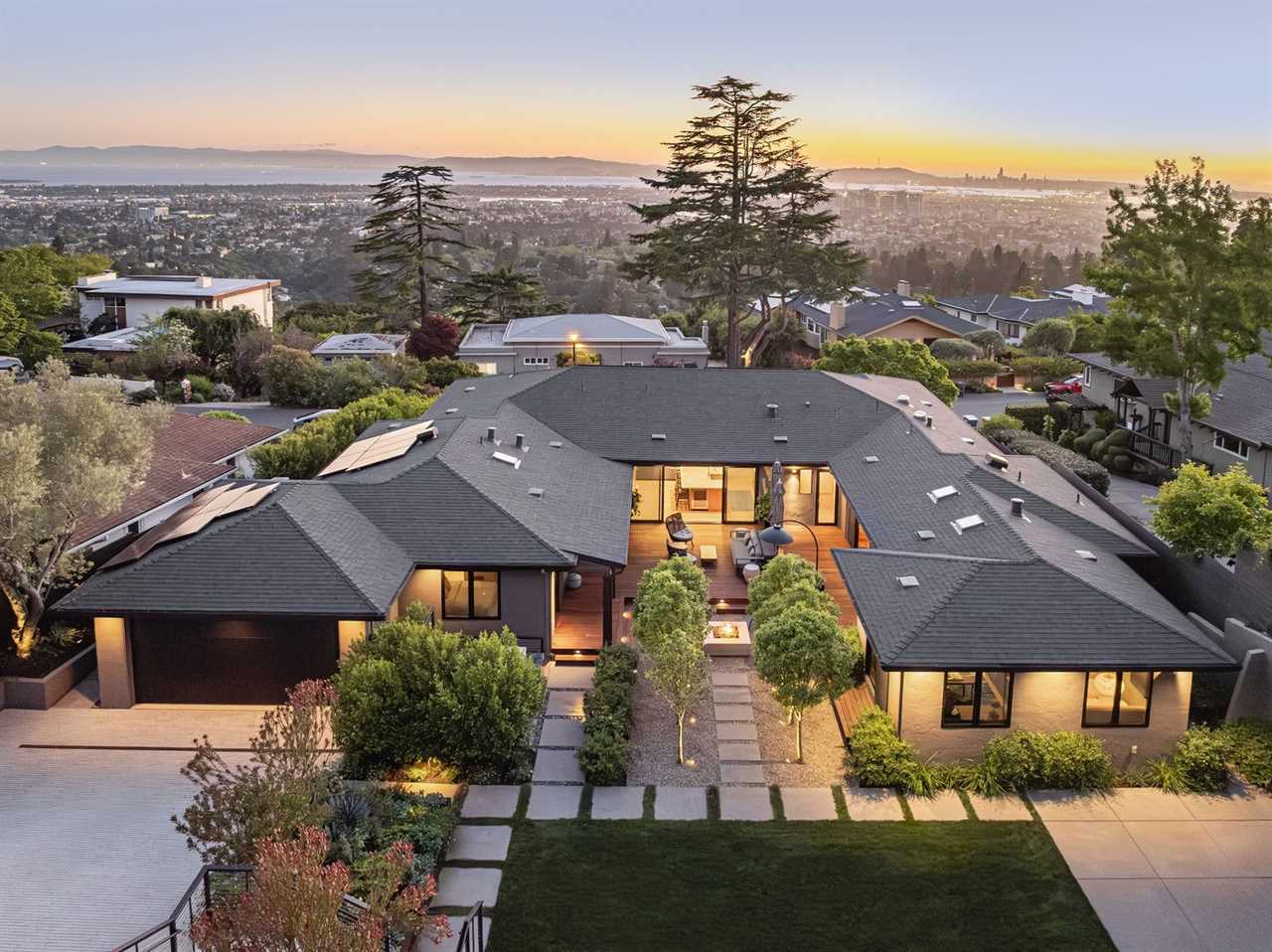 In the Oakland Hills, a 1950 Renovation Seeks $5.4M