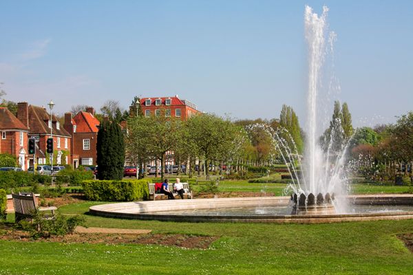 Coronation Fountain is a central landmark in Welwyn Garden City, the second garden city founded by Howard in England.