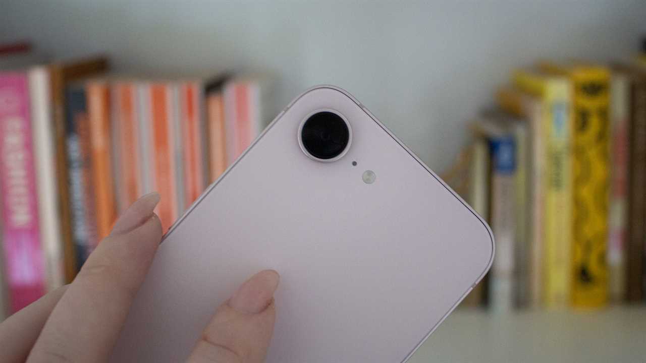 Apple iPhone 17e review 23