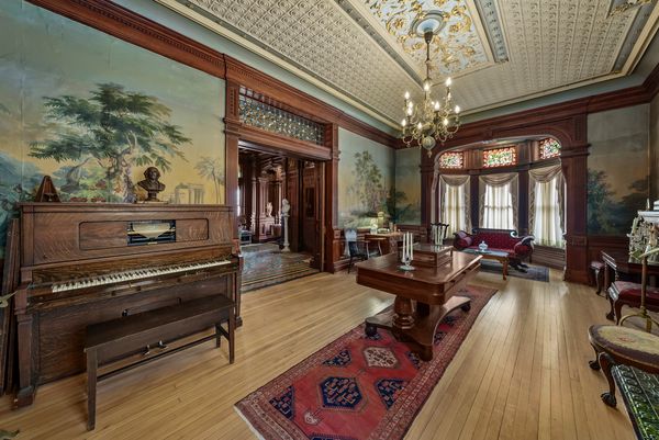 Asking $1.9M, This Gilded Age Missouri Estate Is a Slice of History