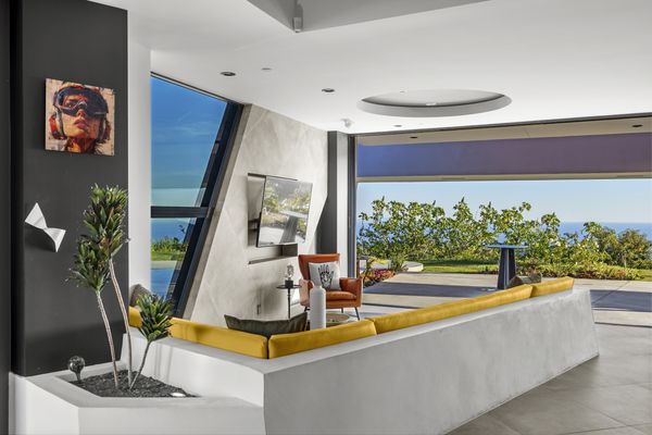 This $6.5M Malibu Home Is Straight Out of a Sci-Fi Movie