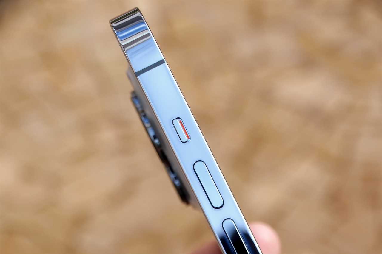 iPhone 13 no Action Button