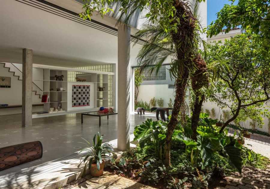 Before & After: How a Couple Brought Their São Paulo Home’s Garden Into the Living Room
