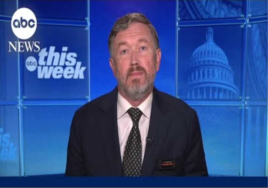 Trump ‘trying to protect a bunch of rich and powerful friends, billionaires’: Massie