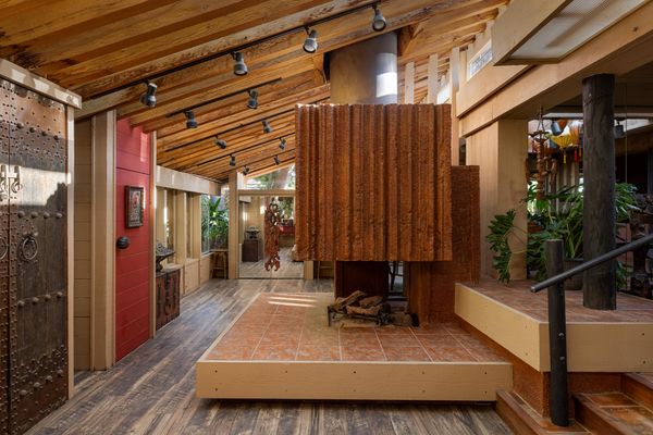 Kendrick Bangs Kellogg Reimagined This $4.5M San Diego Home for a Pair of Artists