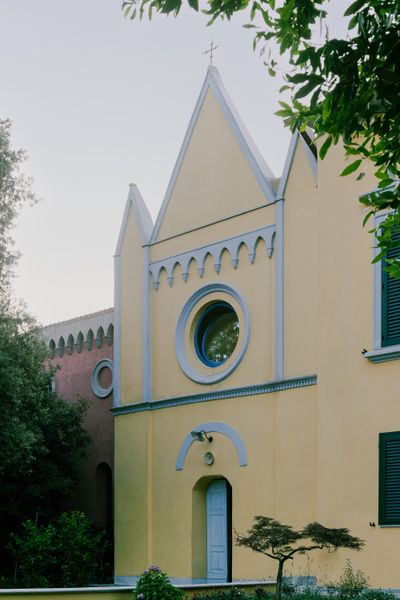 You’d Never Know This Chapel in Tuscany Now Holds an Artist Residency