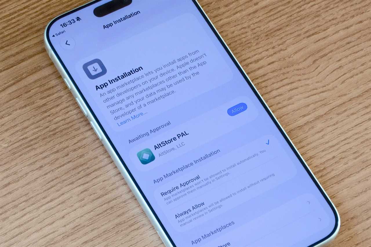 App Marketplaces Settings in iOS 27 on an iPhone 17 Pro Max
