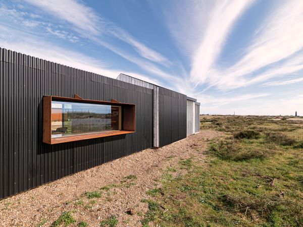 A Cobbled-Together 1940s Cottage Inspired This Breezy Coastal Home in the U.K.