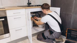 Universal Credit families to get £4,500 apprenticeship bursary