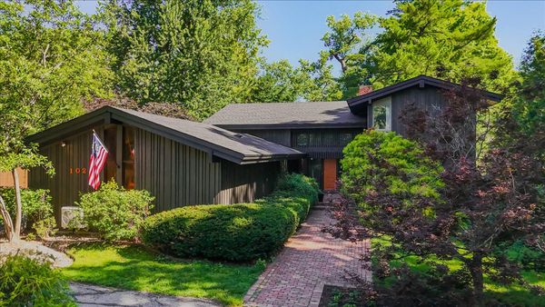 Shaken or Stirred? This $1.4M Kansas City Home Comes With a Martini Deck