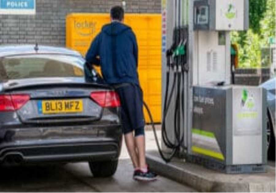 Petrol hits 160p a litre, highest since Iran war began, says RAC