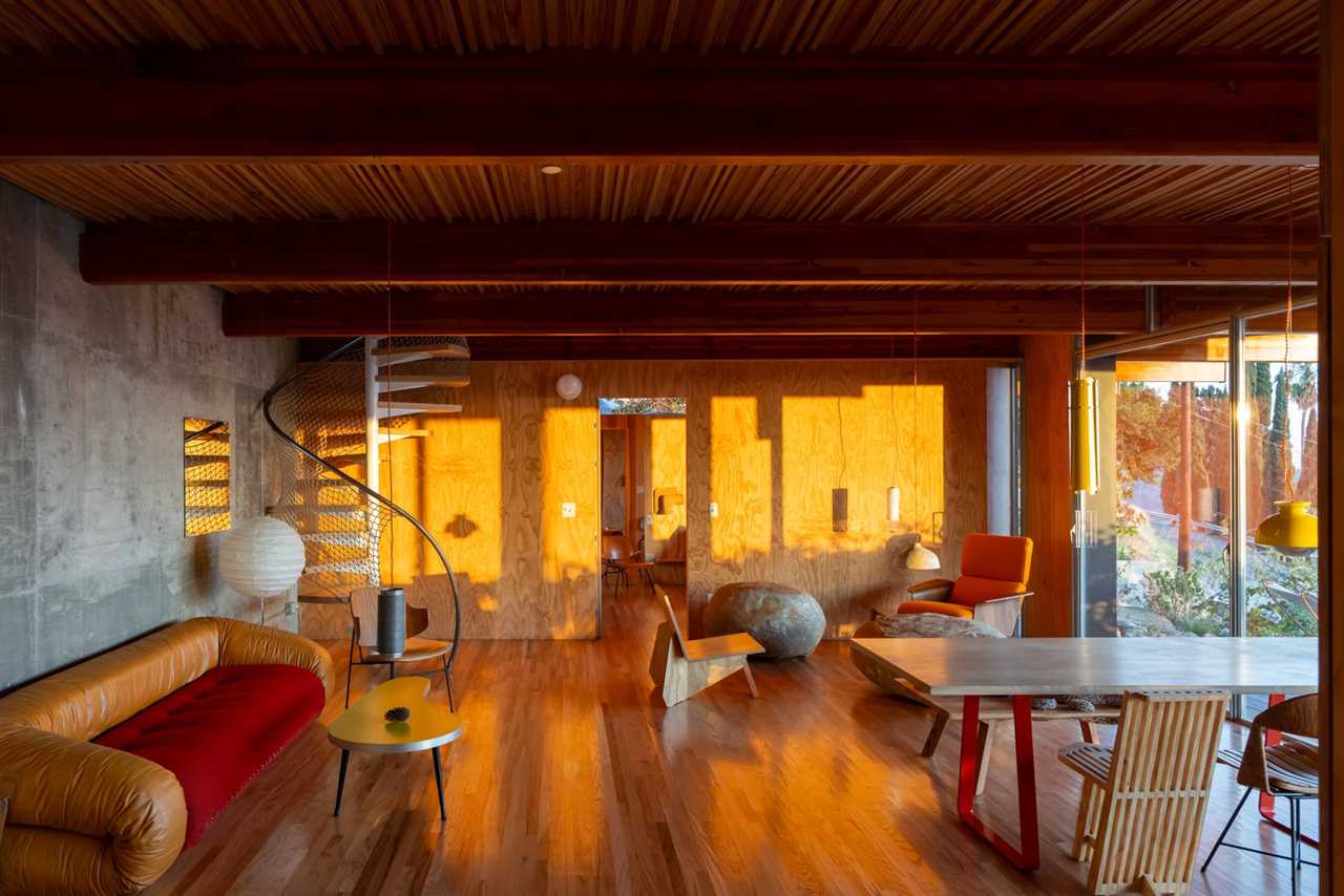 The Coffee Tables in This Modernist-Inspired L.A. Home Are Boulders Excavated From the Site