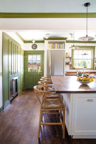 Bestselling Cookbook Author Caroline Chambers Did Her Best to Speed-Reno Her Kitchen—With No Regrets
