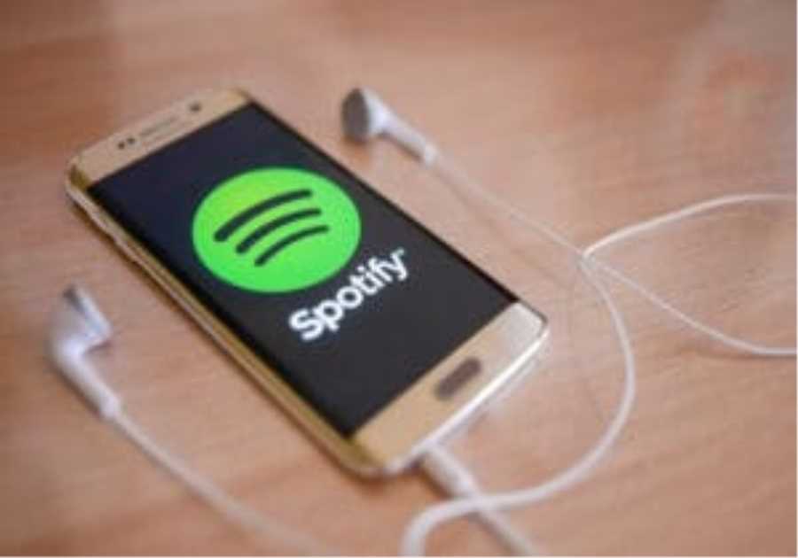 Spotify passes 300 million premium subscribers as revenue rises 14%
