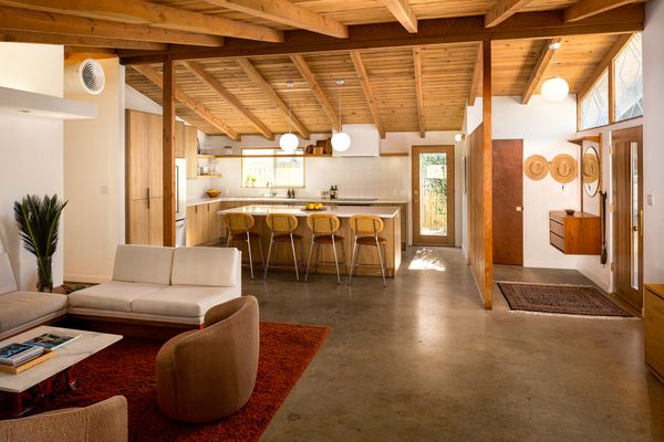 According to archival records, Corbin Palms originally included 289 homes with architects Palmer &amp; Krisel designing the houses, landscaping, color schemes, and street layout.