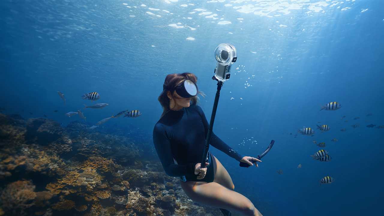 Insta360 X5 Diving 1