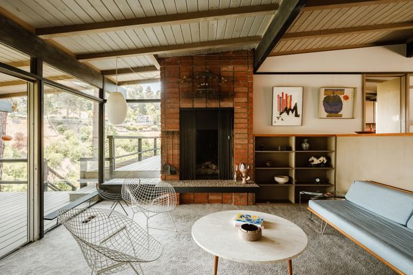 You Can Live Like It’s 1959 in This Midcentury Time Capsule Asking $1.9M