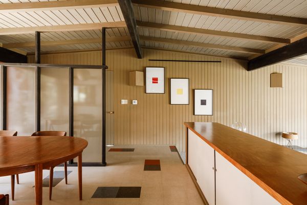 You Can Live Like It’s 1959 in This Midcentury Time Capsule Asking $1.9M