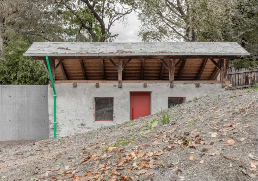 This Tiny Stone Cabin in Italy Has a Surprisingly Flexible Interior